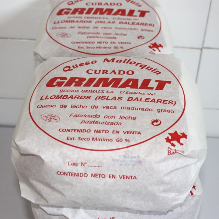Gereifter mallorquinischer Käse Grimalt Mallorca